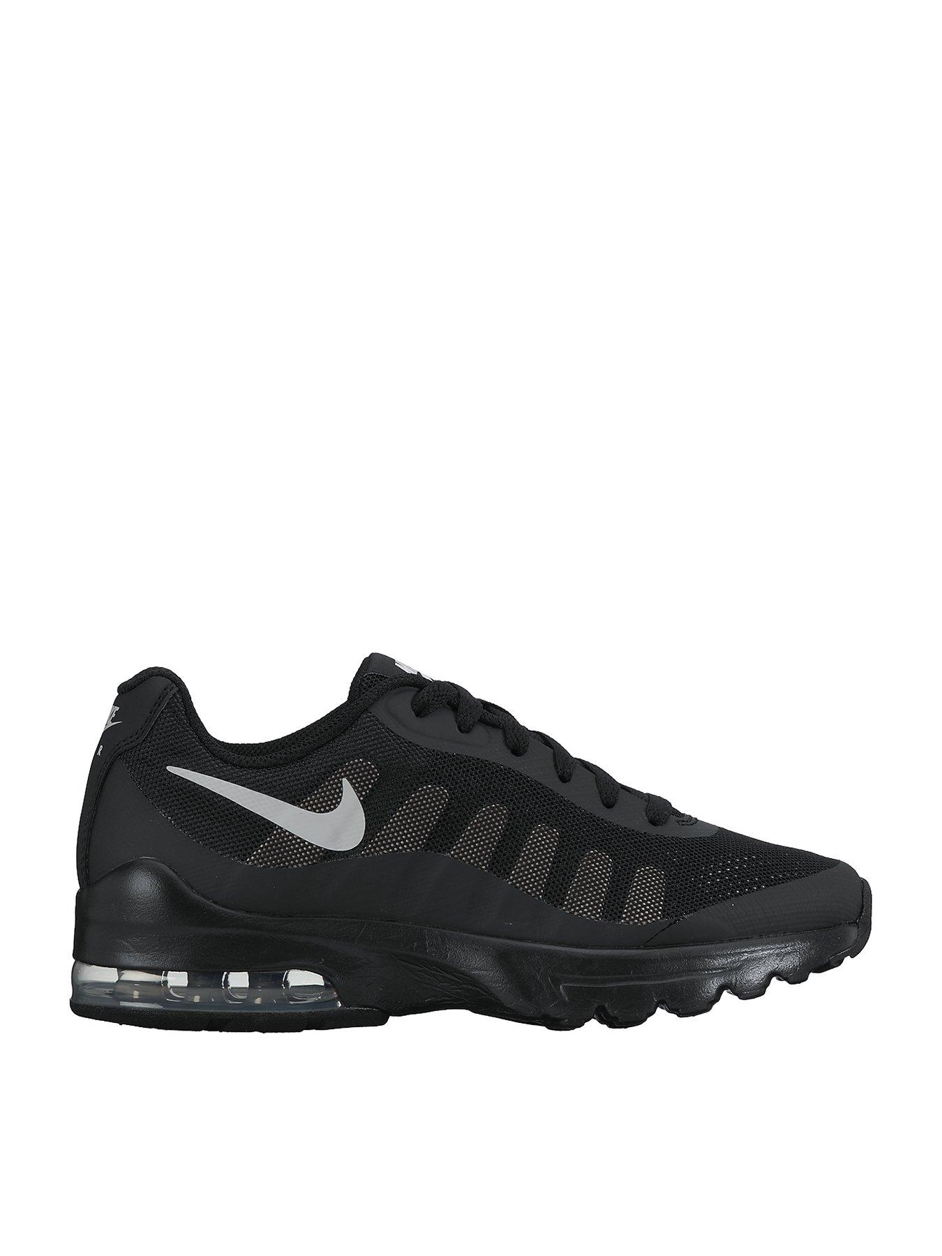 very nike trainers junior