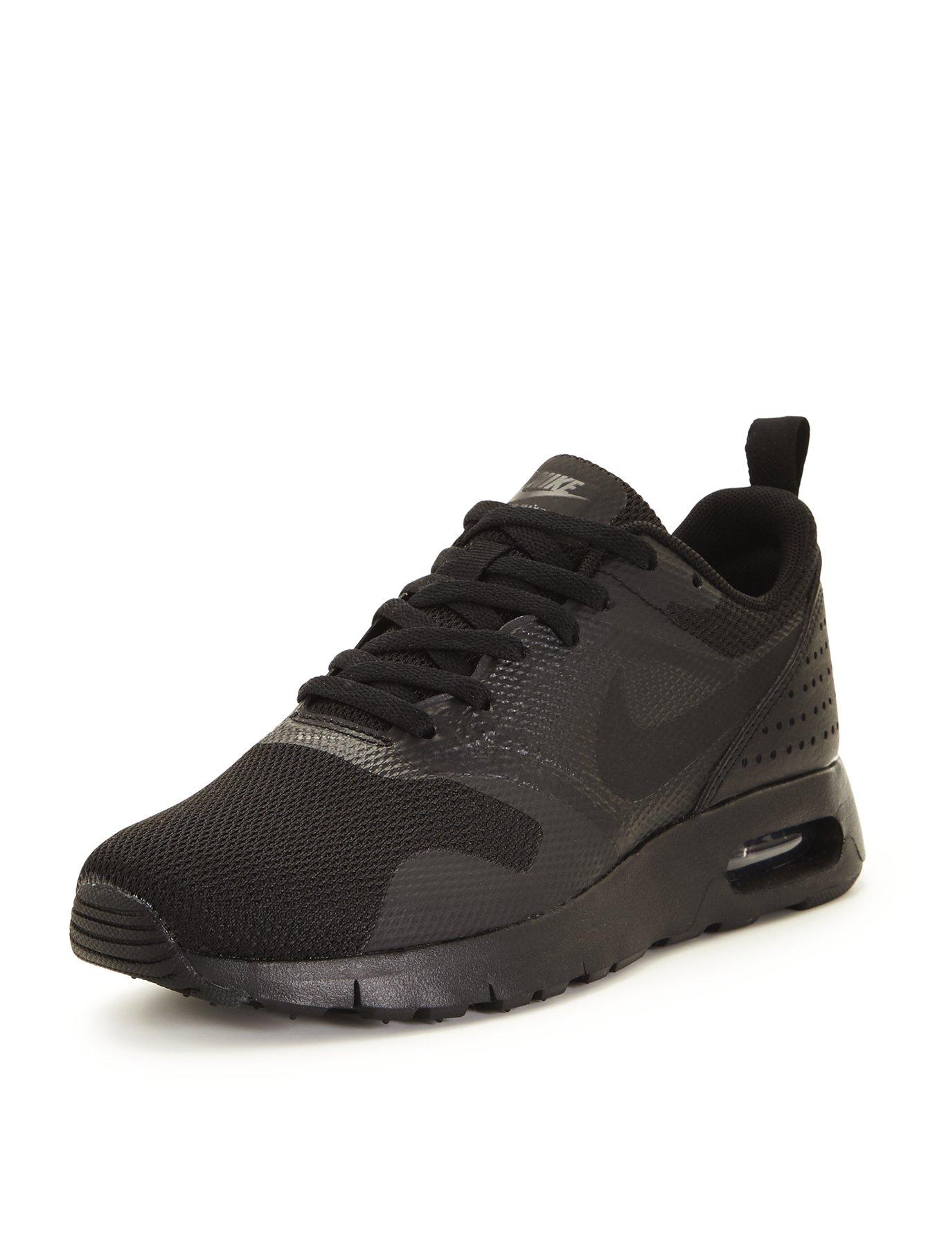 nike tavas junior
