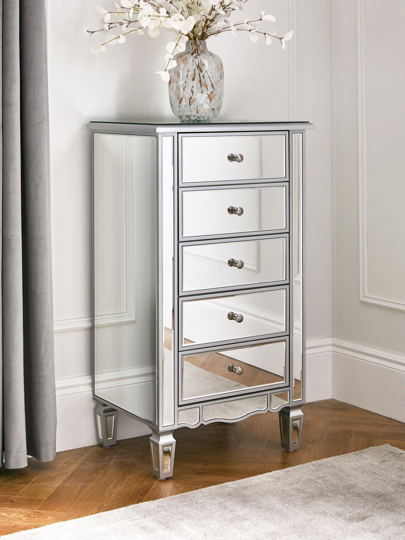 Mirrored chest of drawers outlet very