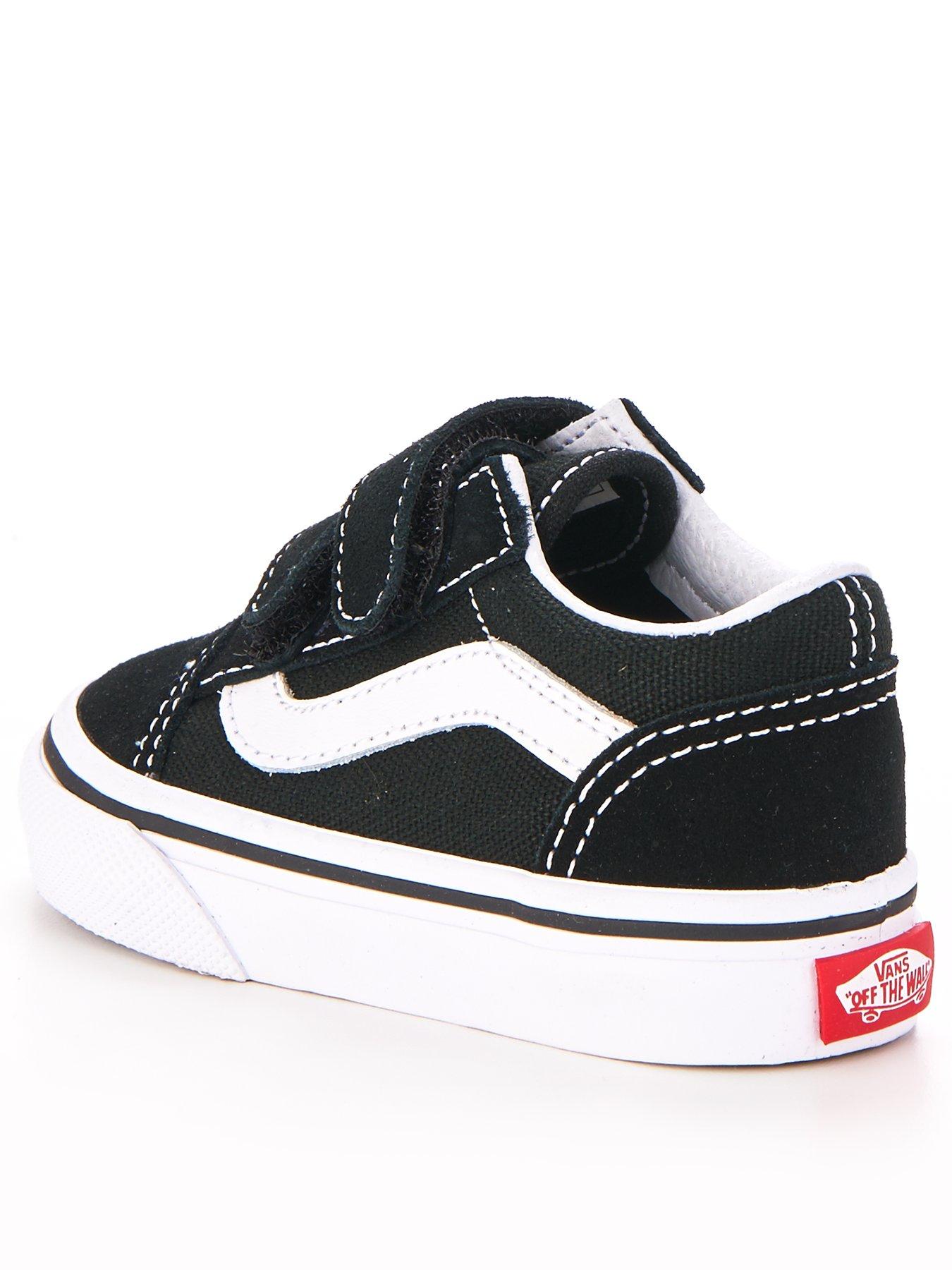 Image 3 of 6 of Vans Infant Unisex Old Skool Trainer - Black