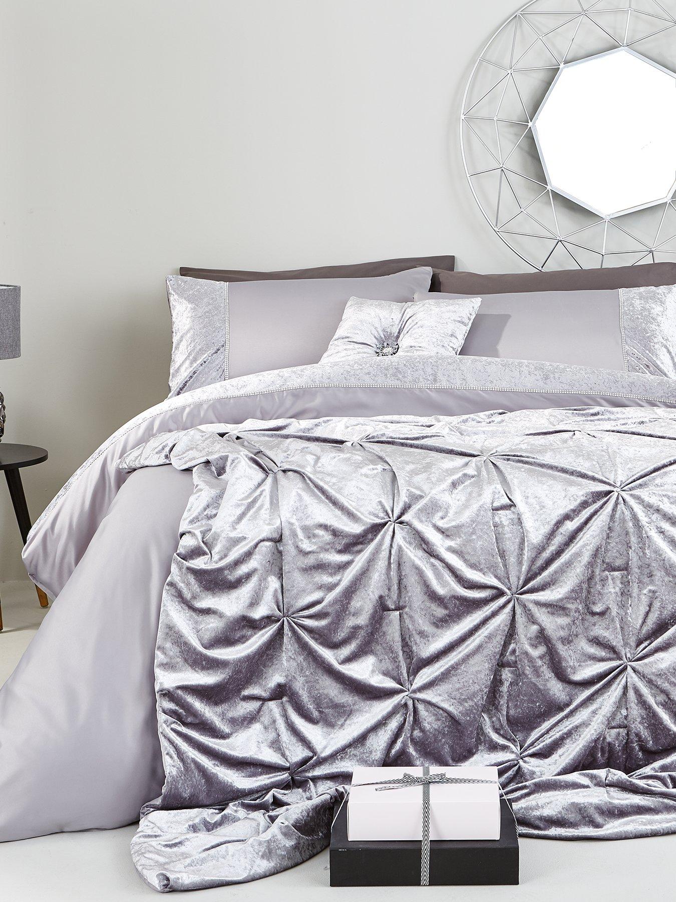 undefined Amelie Crushed Velvet Bedspread Throw - Silver