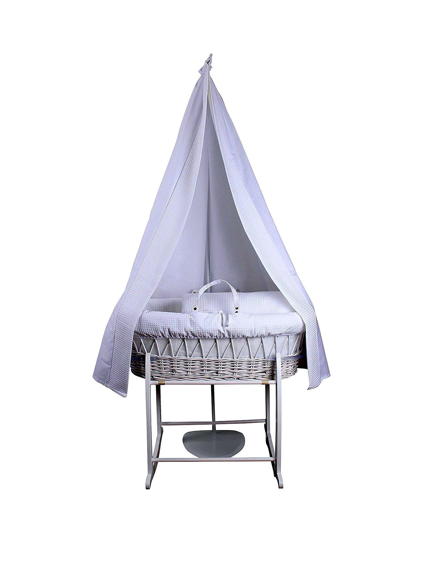 white waffle moses basket