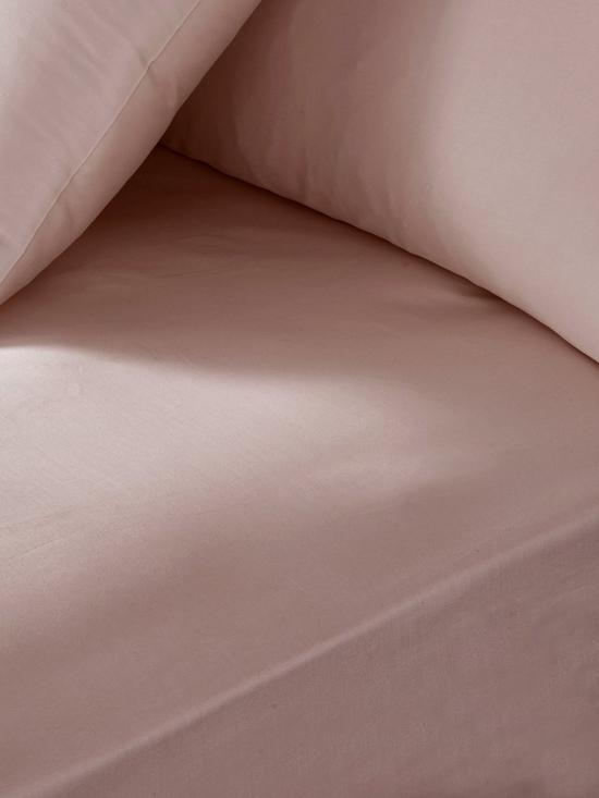 front image of very-home-luxury-400-thread-count-soft-touch-sateen-extra-deep-32cm-fitted-sheet