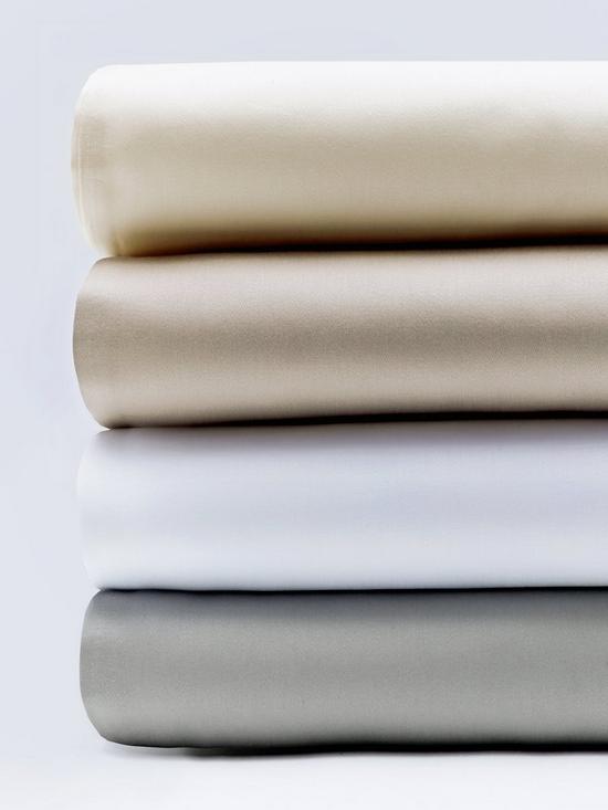 front image of very-home-luxury-400-thread-count-soft-touch-sateen-flat-sheet-cream