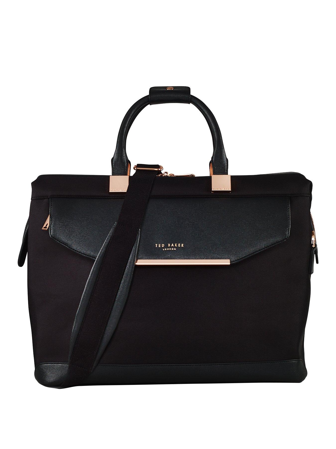small holdall with wheels