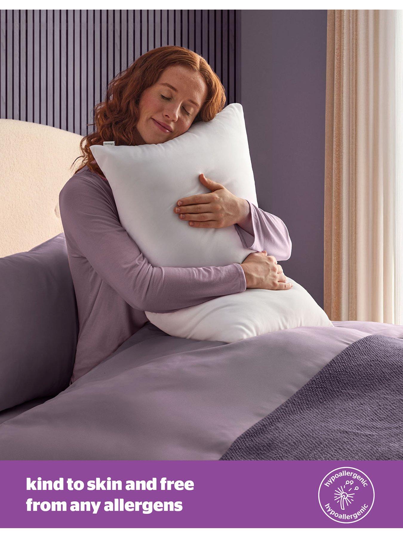 Image 6 of 7 of Silentnight Deep Sleep 13.5 Tog Duvet, Pillow Pair and Mattress Topper Bundle