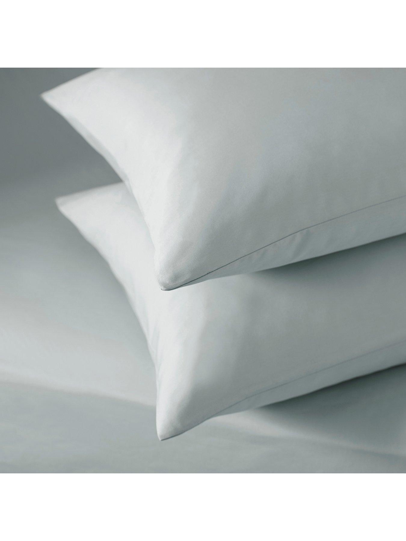 Image 3 of 4 of Silentnight 180 Thread Count Pure Cotton Standard Pillowcases (Pair)