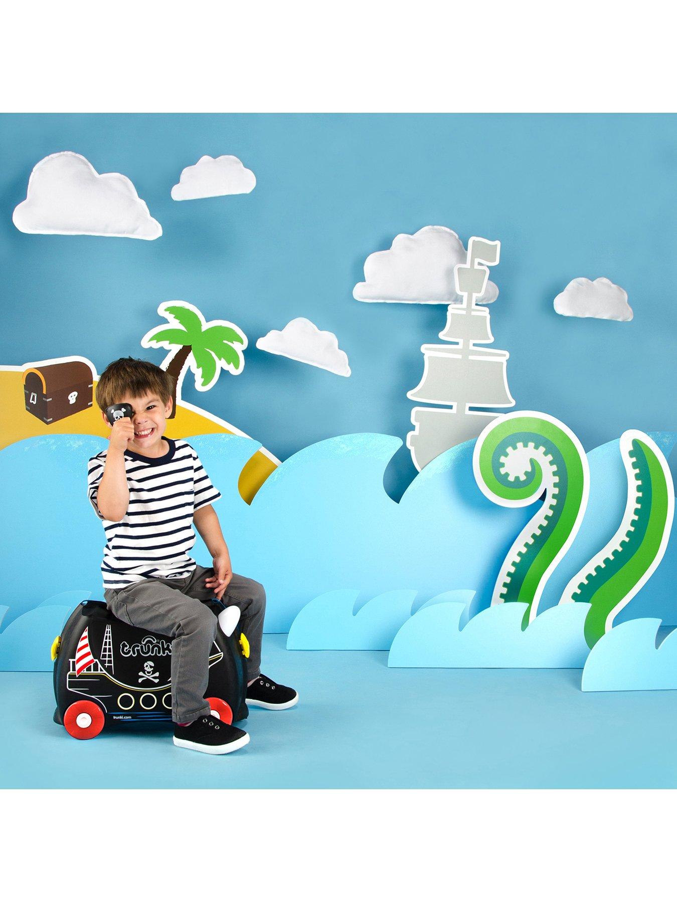 Image 7 of 8 of trunki Pedro the Pirate Ship