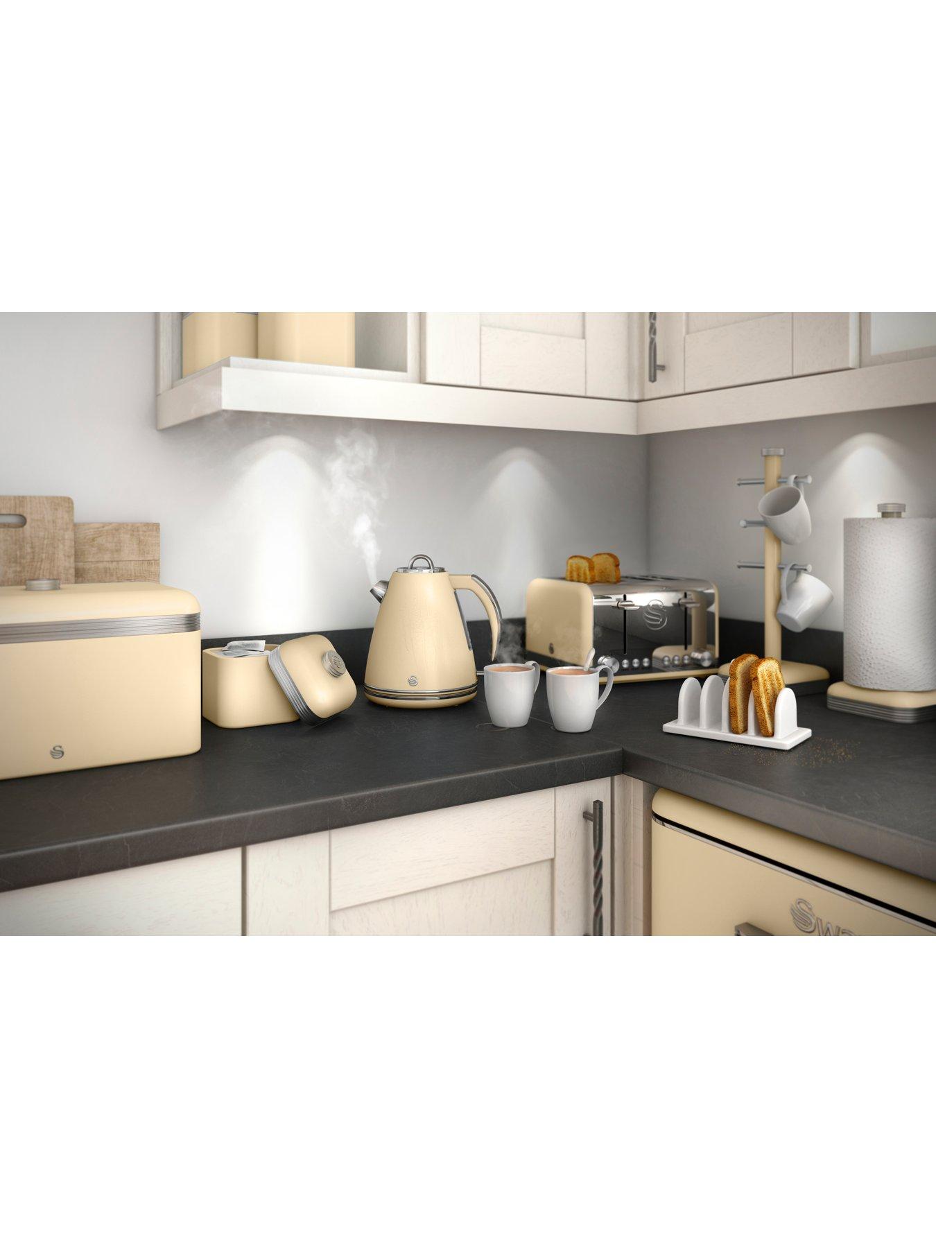 Image 2 of 4 of Swan ST19020CN 4-Slice Retro Toaster - Cream