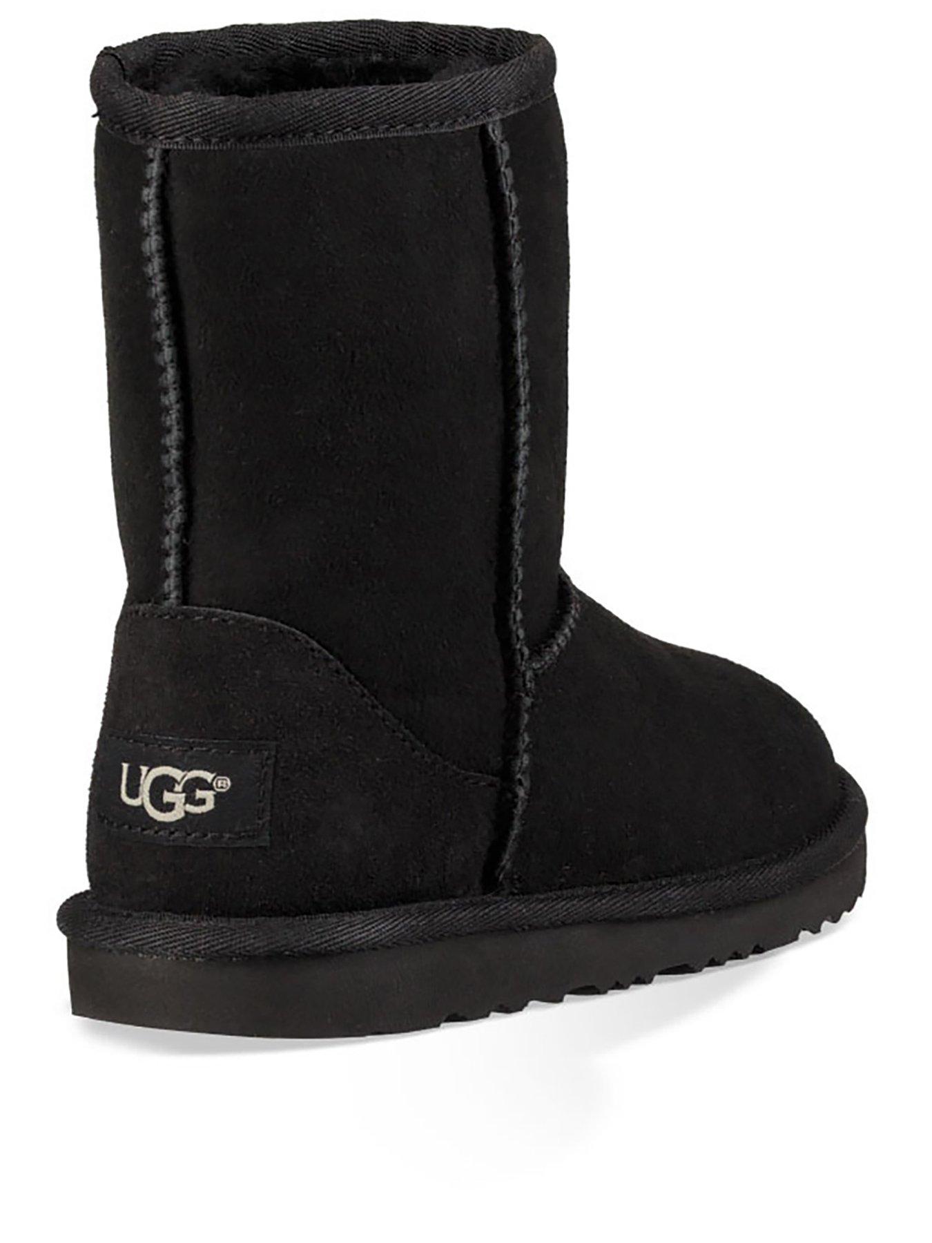 Ugg boots hotsell kids black