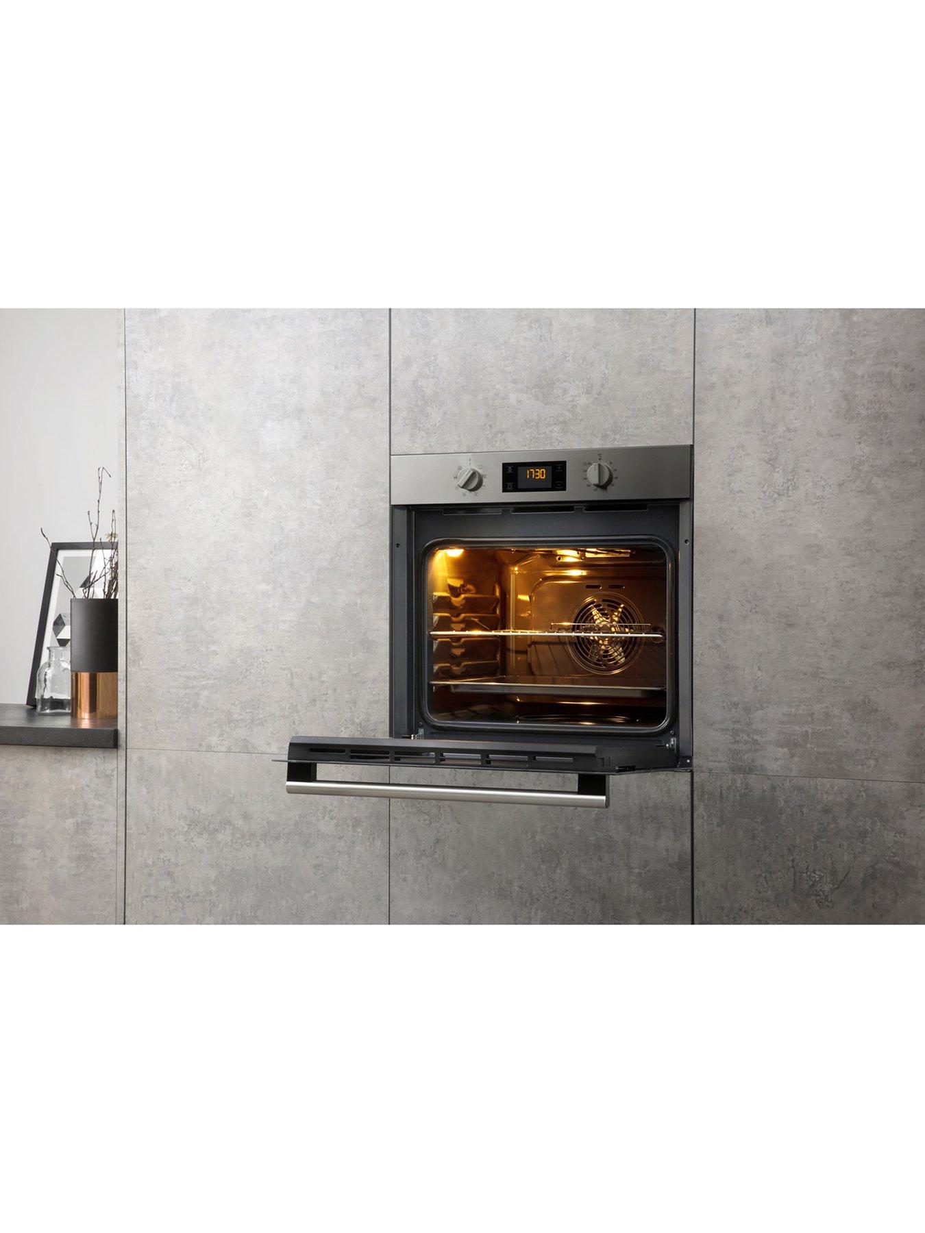 Image 4 of 8 of Hotpoint Class 2 Multiflow SA2540HIX 60cm Built-In Electric Single Oven&nbsp;- Stainless Steel