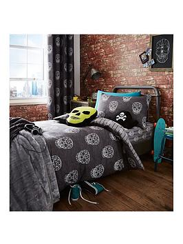 Product photograph of Catherine Lansfield Skulls Lined Curtains from very.co.uk