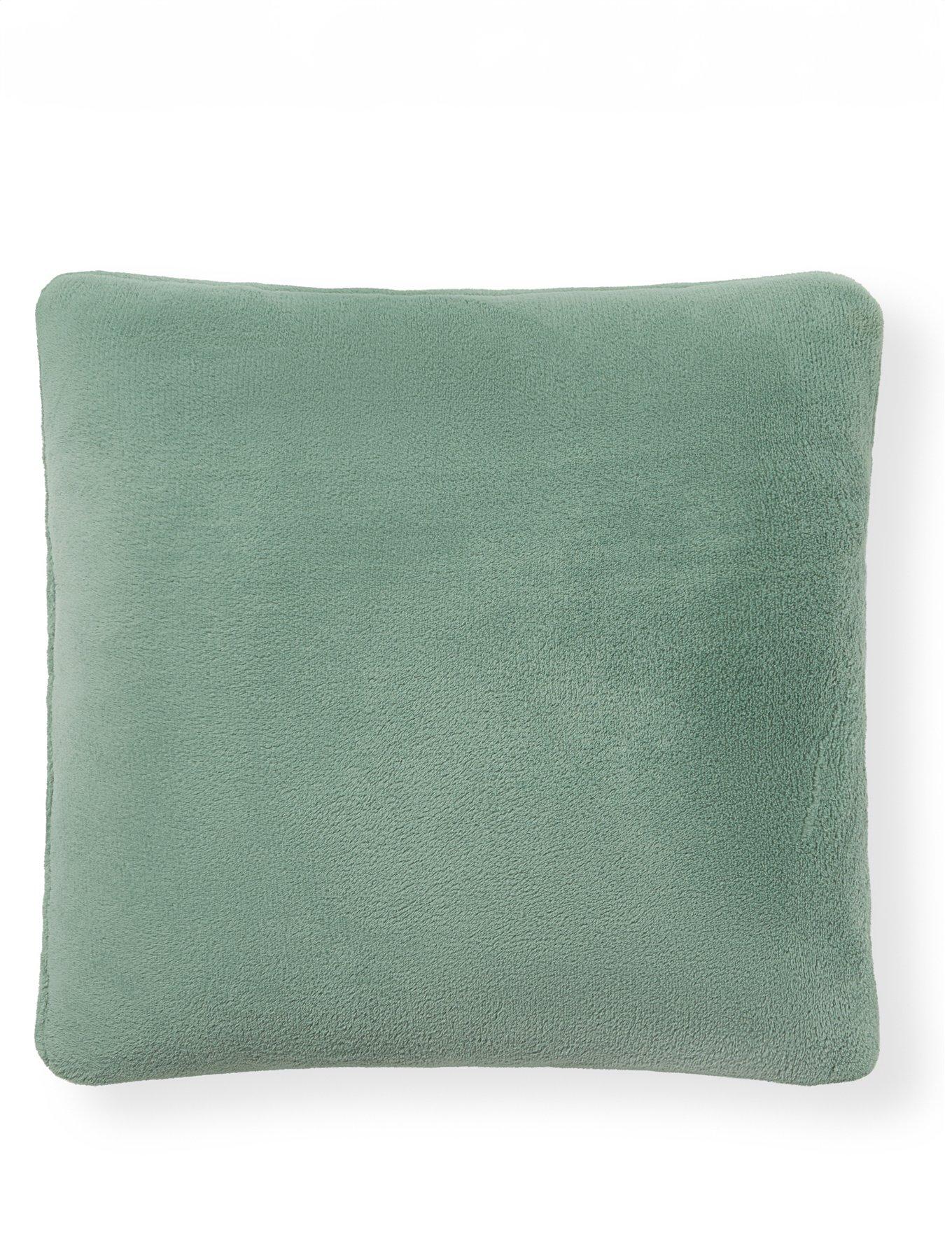 The Very Collection Microfleece Cushion