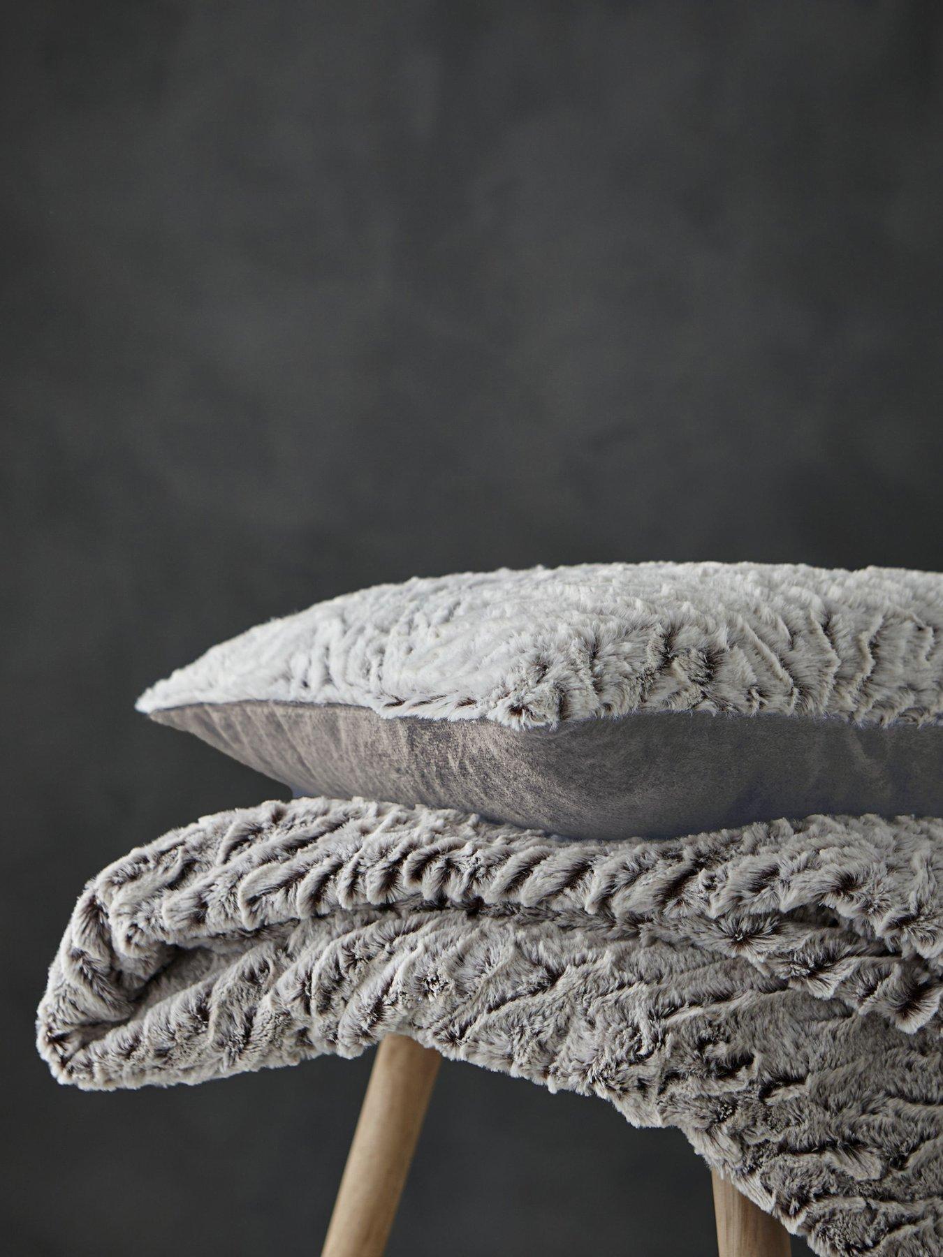 Catherine Lansfield Faux Fur Wolf Cushion