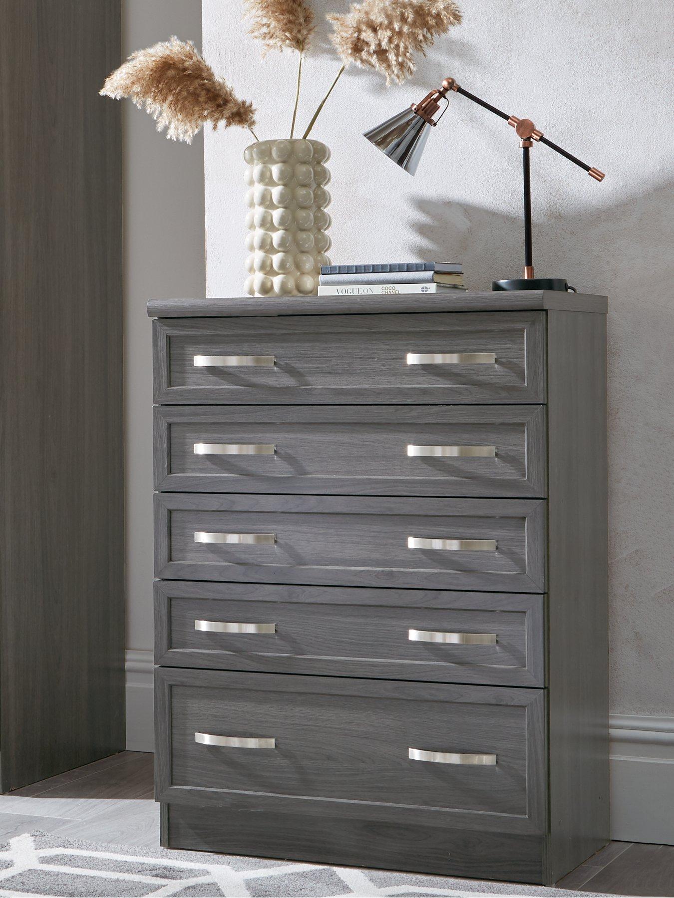 The Very Collection Camberley Graduated 5 Drawer Chest