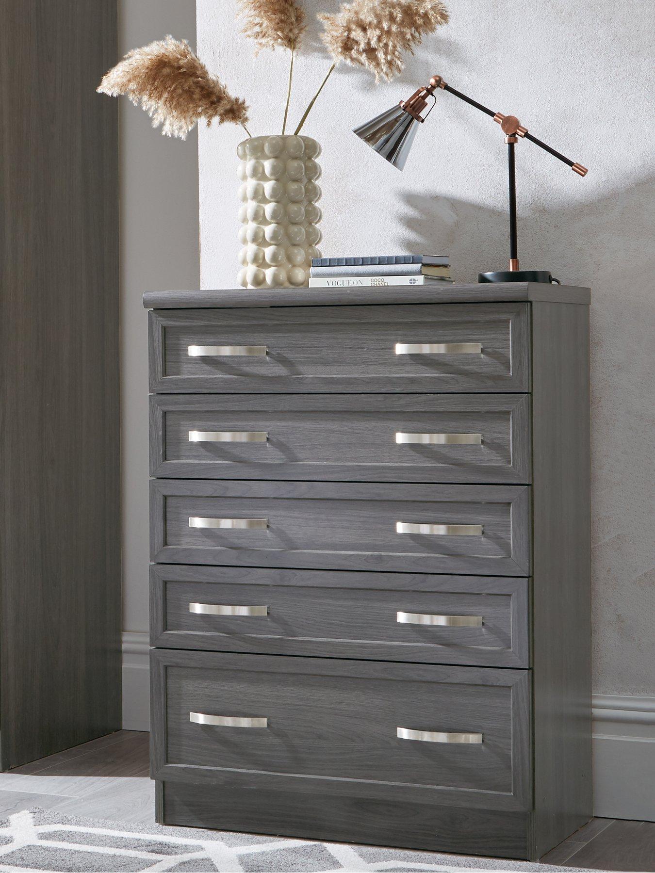 The Very Collection Camberley Graduated 5 Drawer Chest