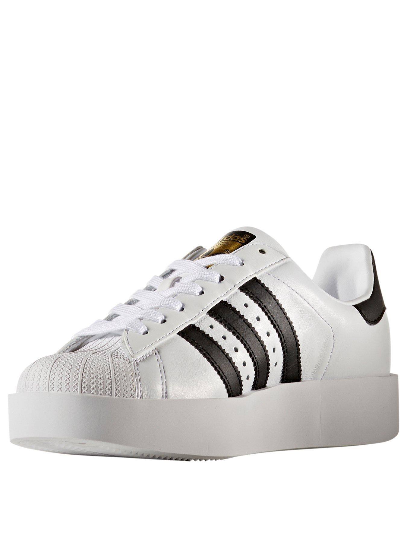 superstar bold white