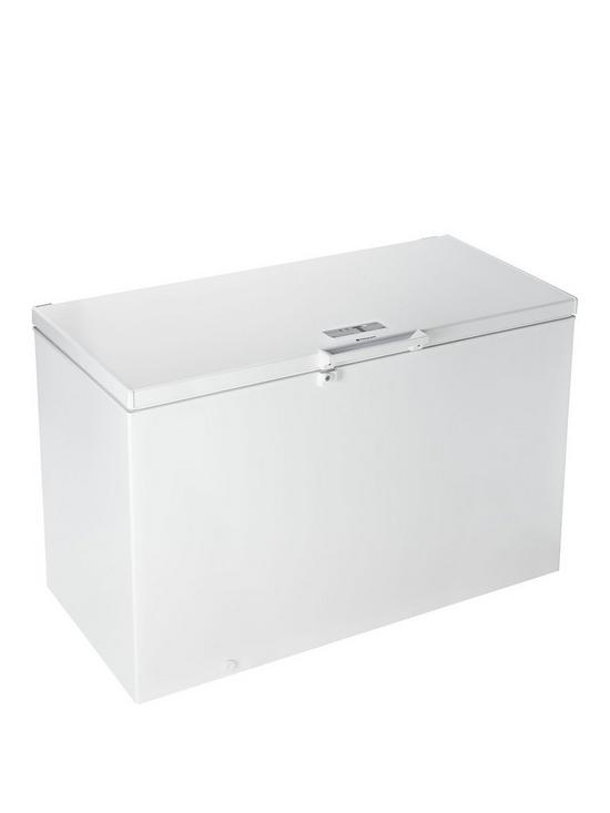 front image of hotpoint-cs1a400hfmfa1-400-litre-chest-freezer-white