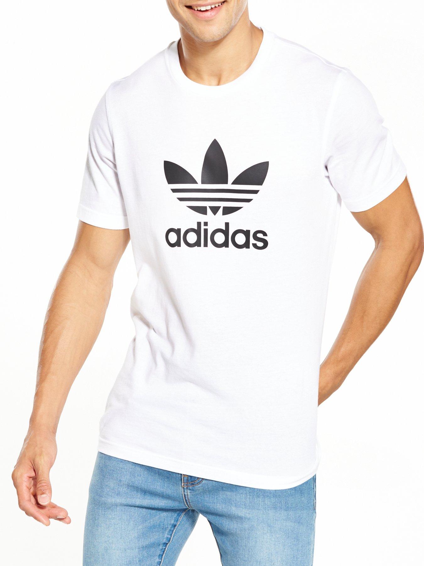 adidas t shirt with jeans