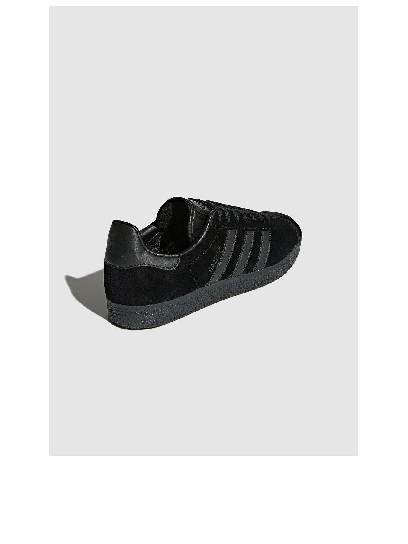 Image 4 of 7 of adidas Originals Gazelle Trainers - Black