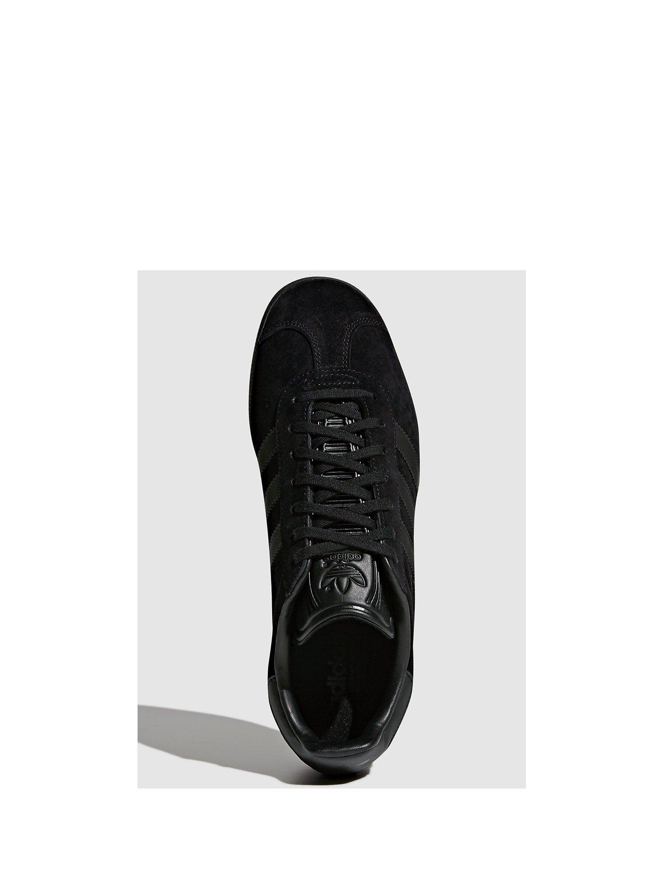 Image 5 of 7 of adidas Originals Gazelle Trainers - Black