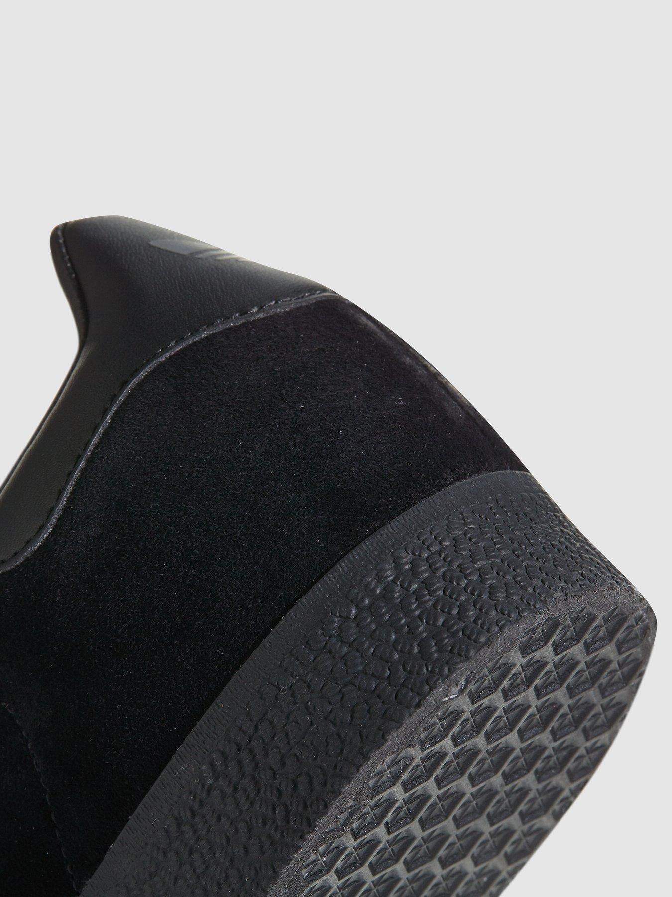 Image 6 of 6 of adidas Originals Gazelle Trainers - Black