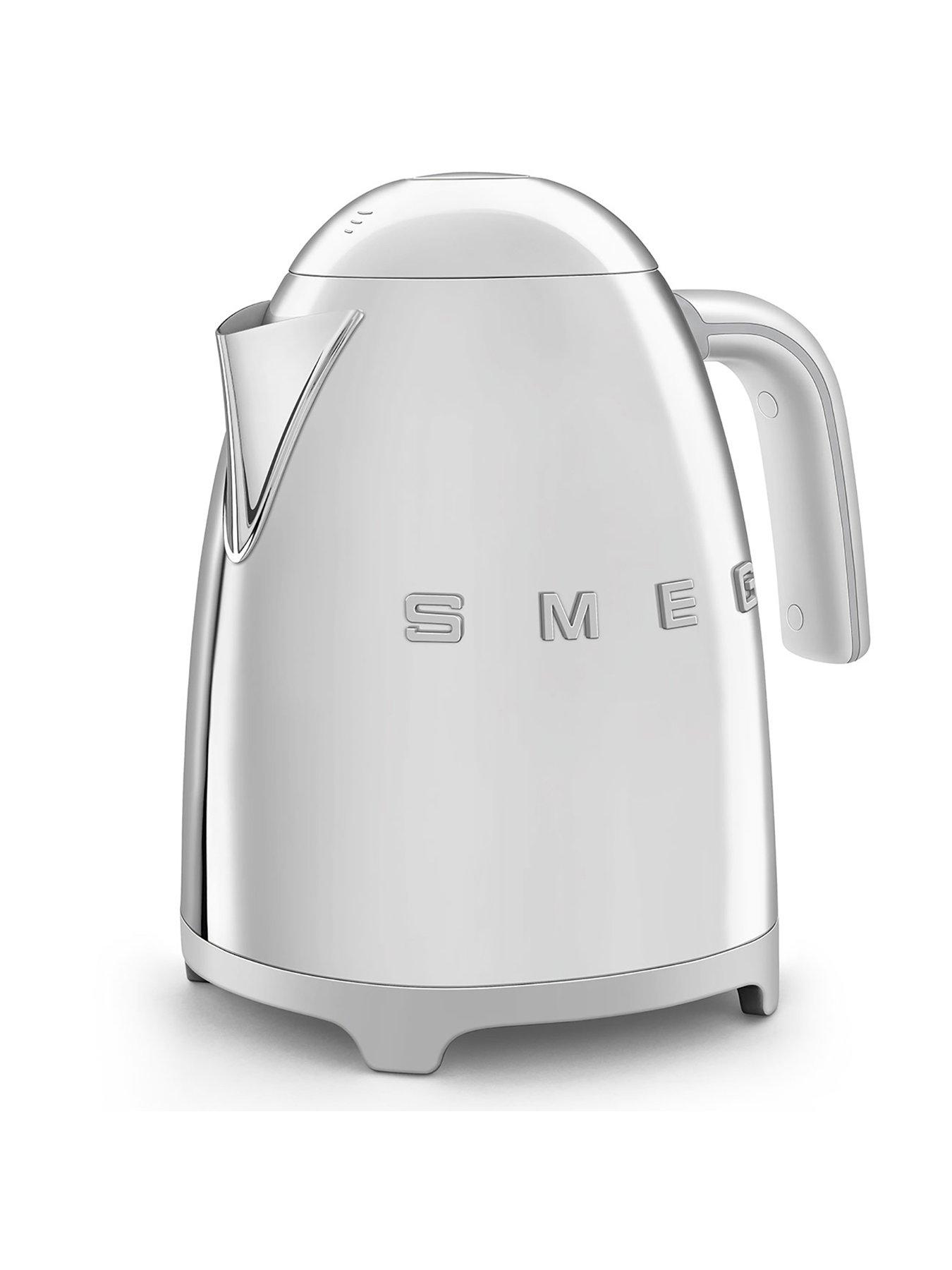 Smeg KLF03SSUK 50's Style Jug Kettle, Soft Opening, 360 Swivel Base,  Anti-Slip Feet, 300W, 1.7L