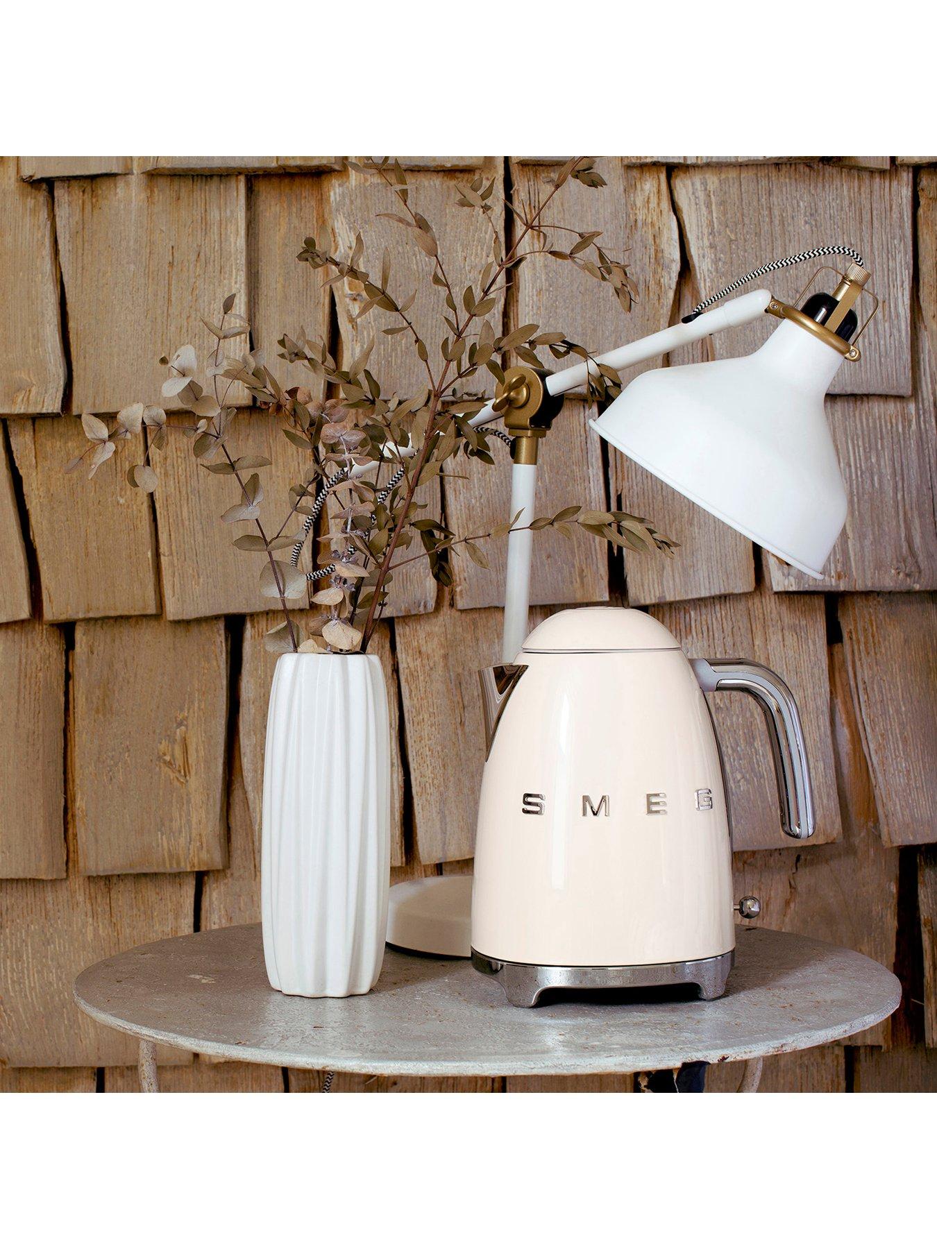 Image 4 of 6 of Smeg KLF03 Retro Style Jug Kettle, 300W, 1.7L - Cream