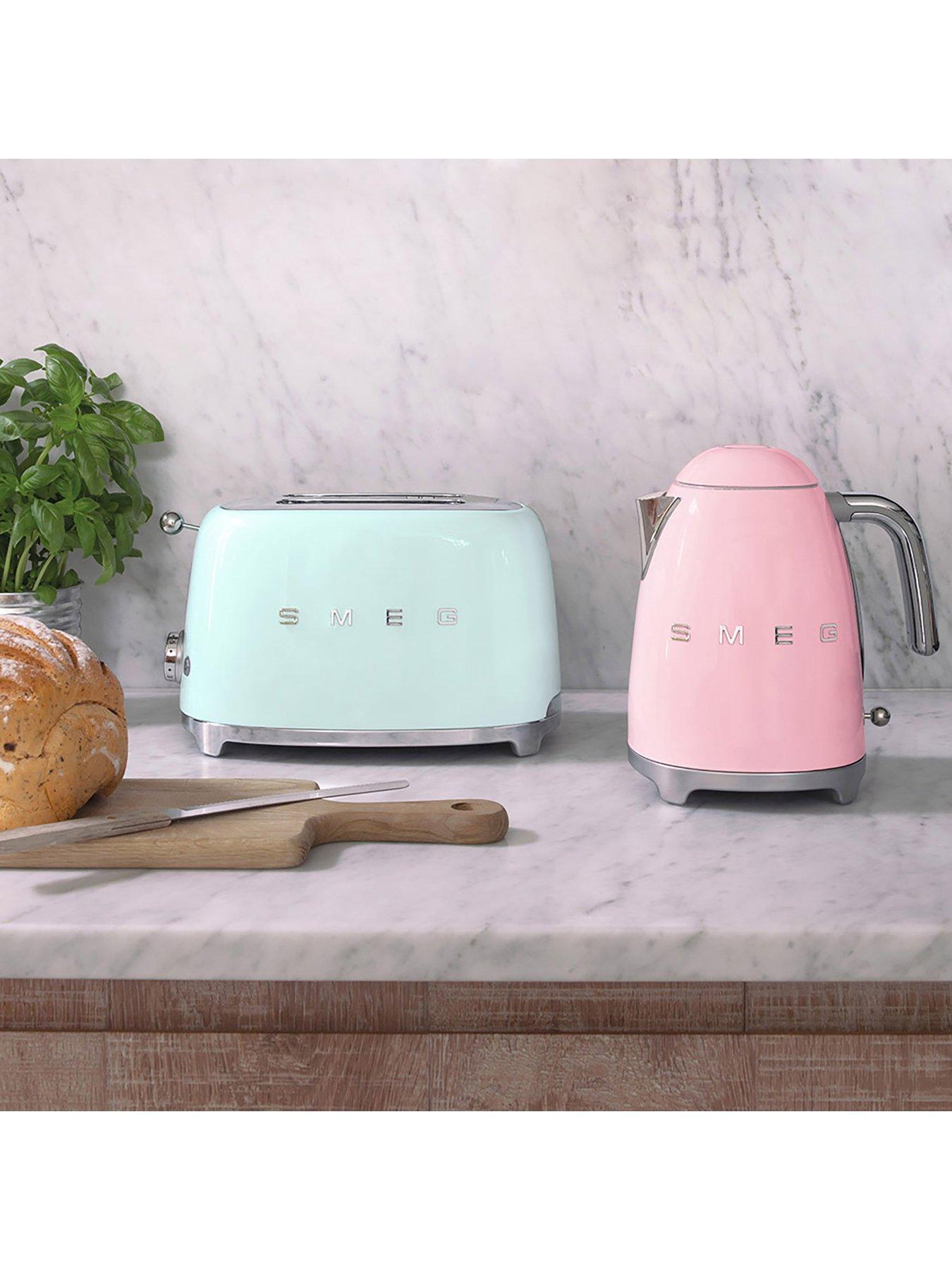 Image 5 of 6 of Smeg KLF03 Retro Style Jug Kettle, 300W, 1.7L - Pastel Pink