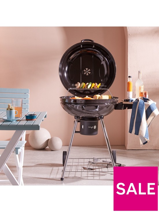stillFront image of 22-inch-kettle-grill-charcoal-bbq-with-side-table-and-free-cover