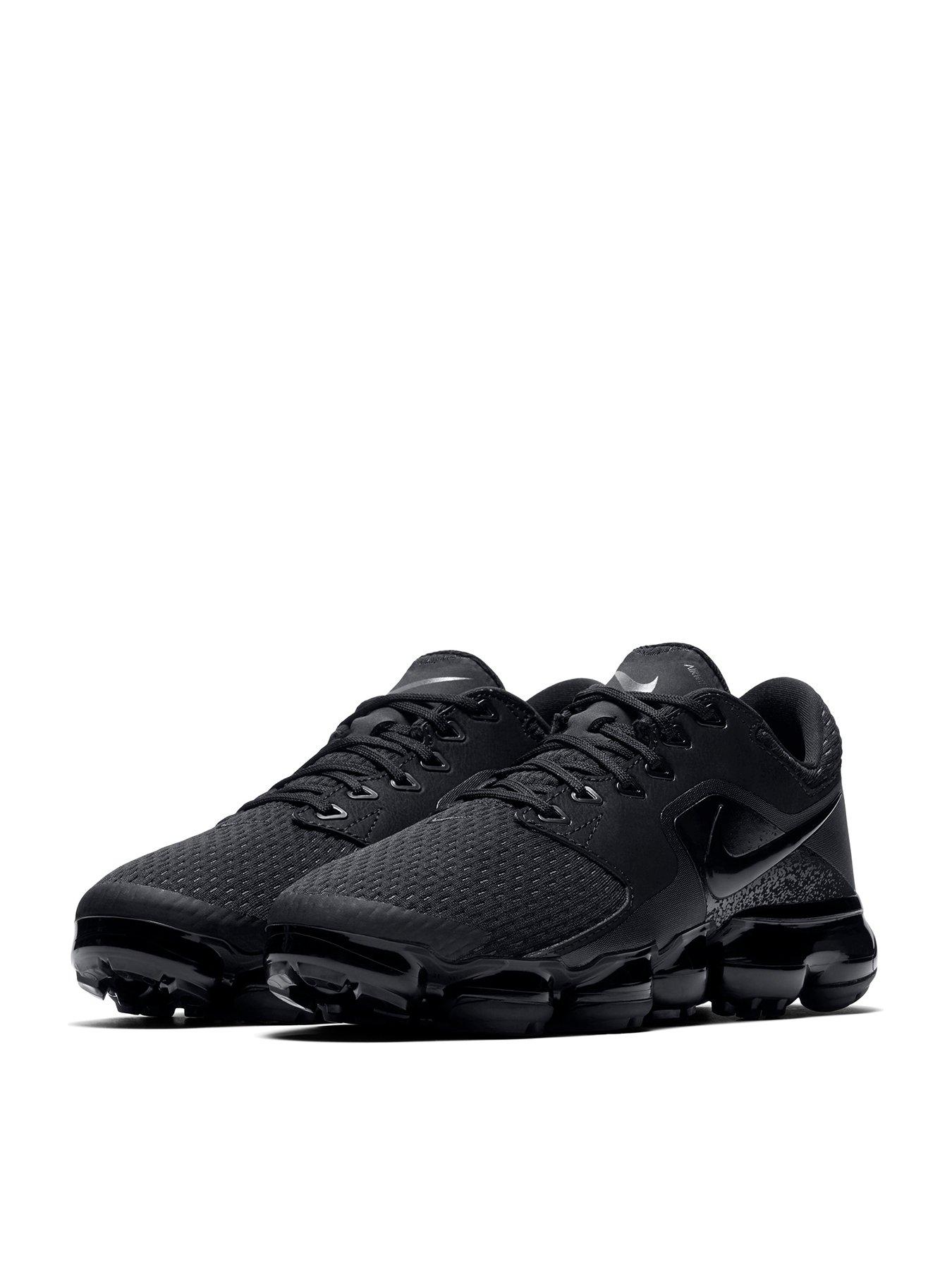 all black vapormax junior