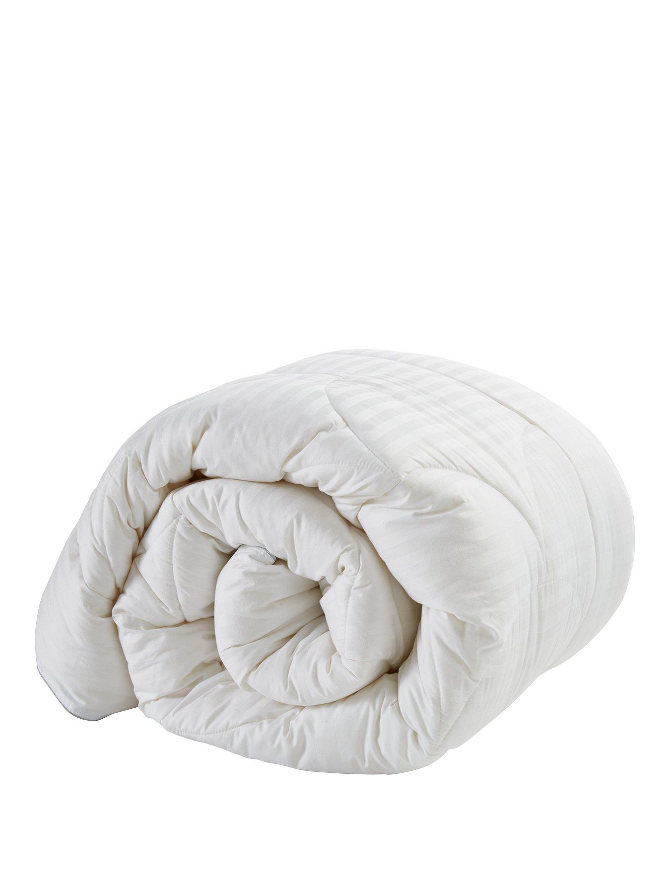 Image 2 of 4 of The Very Collection Ultimate Luxury White Goose Down 13.5 Tog Duvet