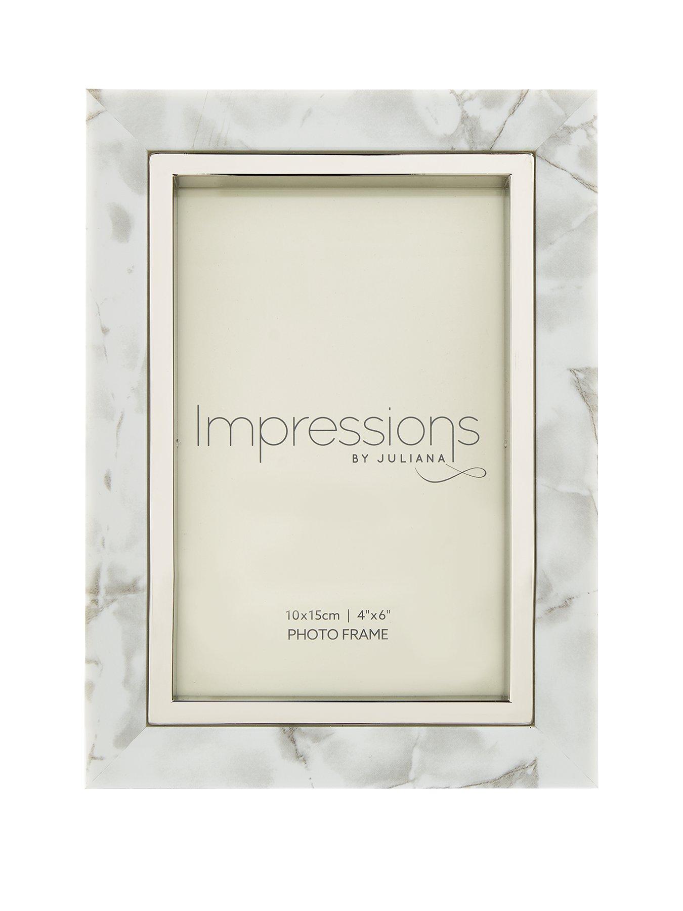 Mount 3/" x 5/" To Hang. Two Tone Silver 5/" x 7/" Picture Photo Frame