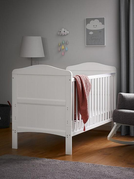 front image of obaby-whitby-cot-bed