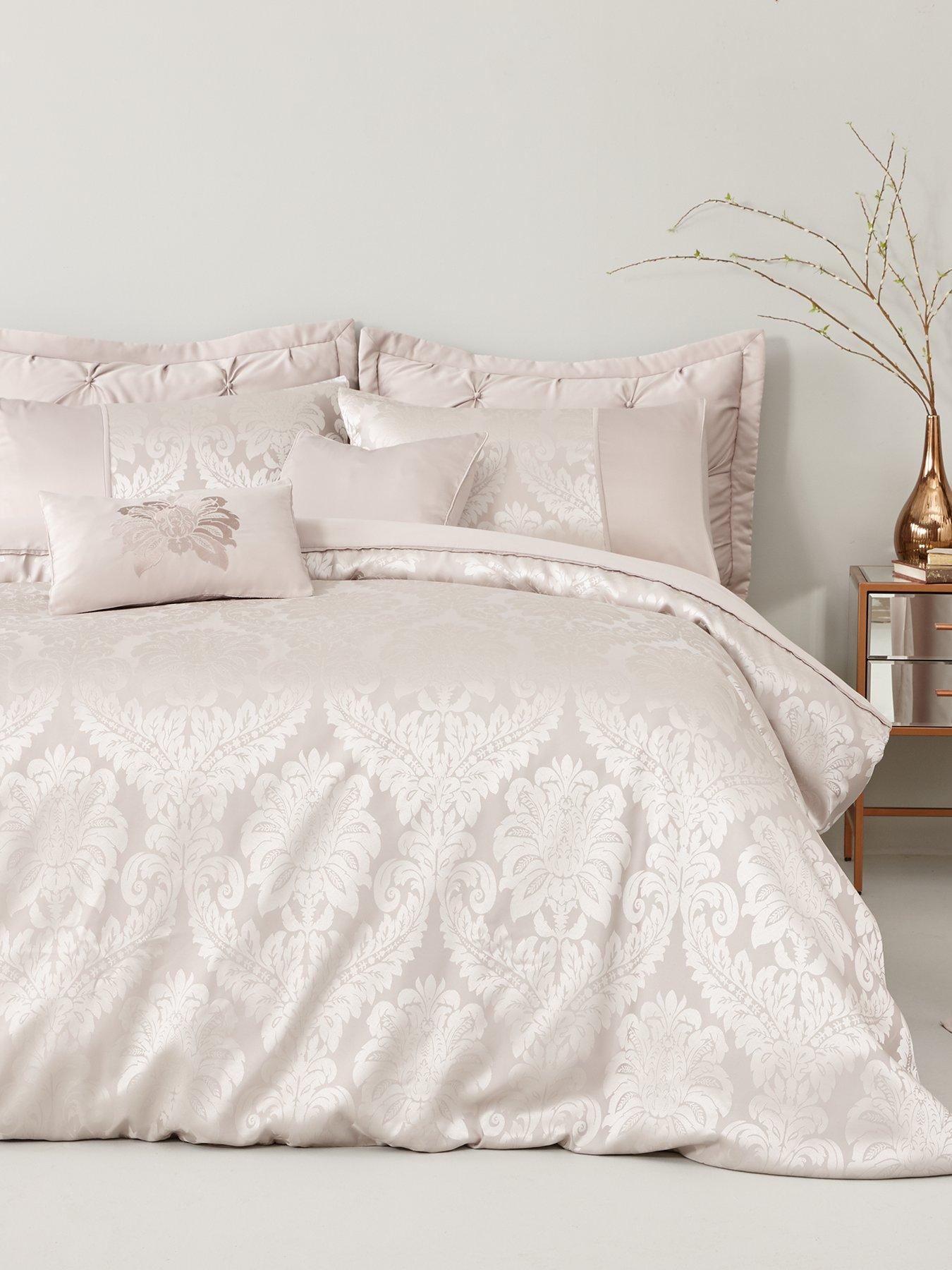 Soft Jacquard Duvet Cover Bedding Set Matching Pillowcases Double