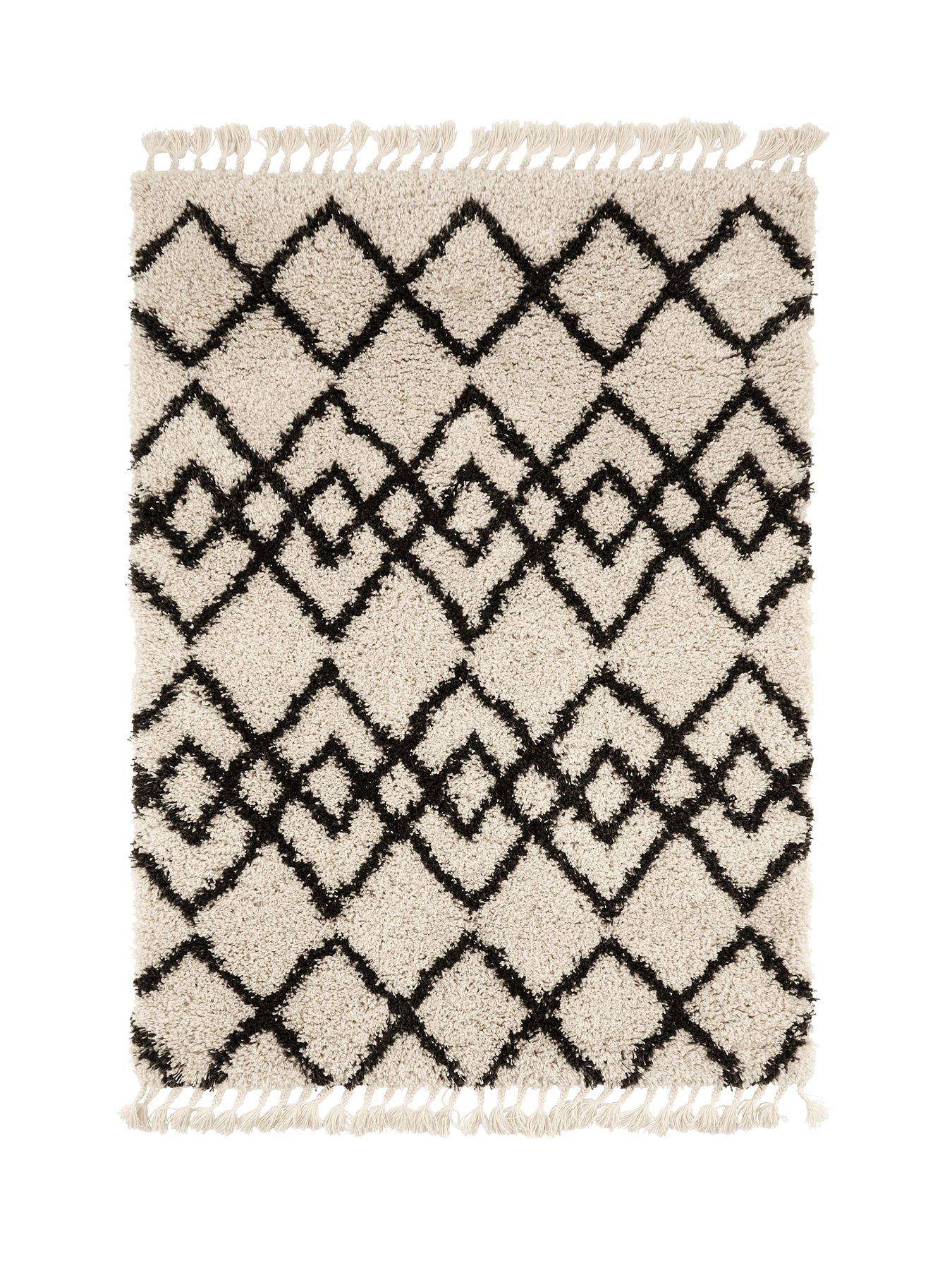 Image 2 of 4 of Very Home Calandre Fringed Rug