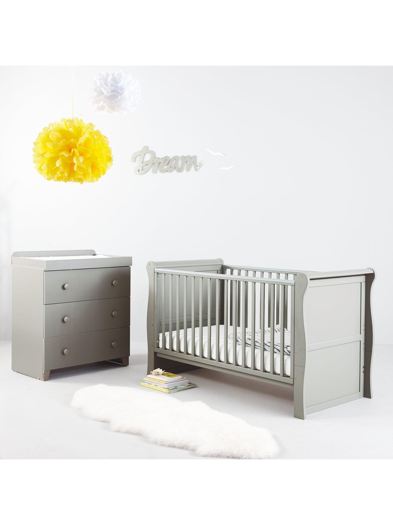 little acorns sleigh cot