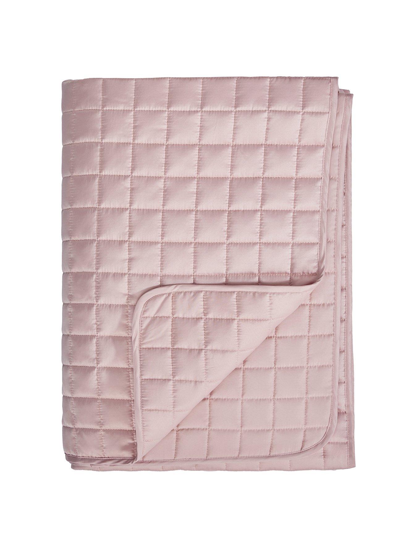 undefined Luxury Quilted Bedspread Throw - Champagne