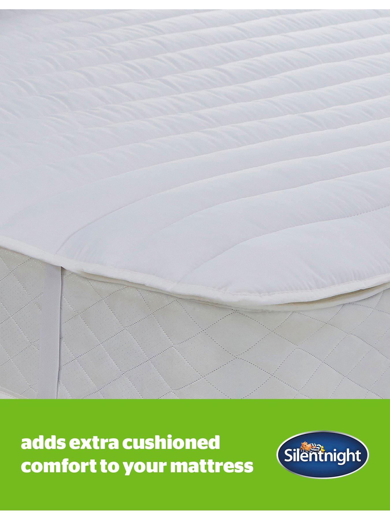 Image 6 of 7 of Silentnight Anti Allergy, Anti Bacterial Mattress Protector