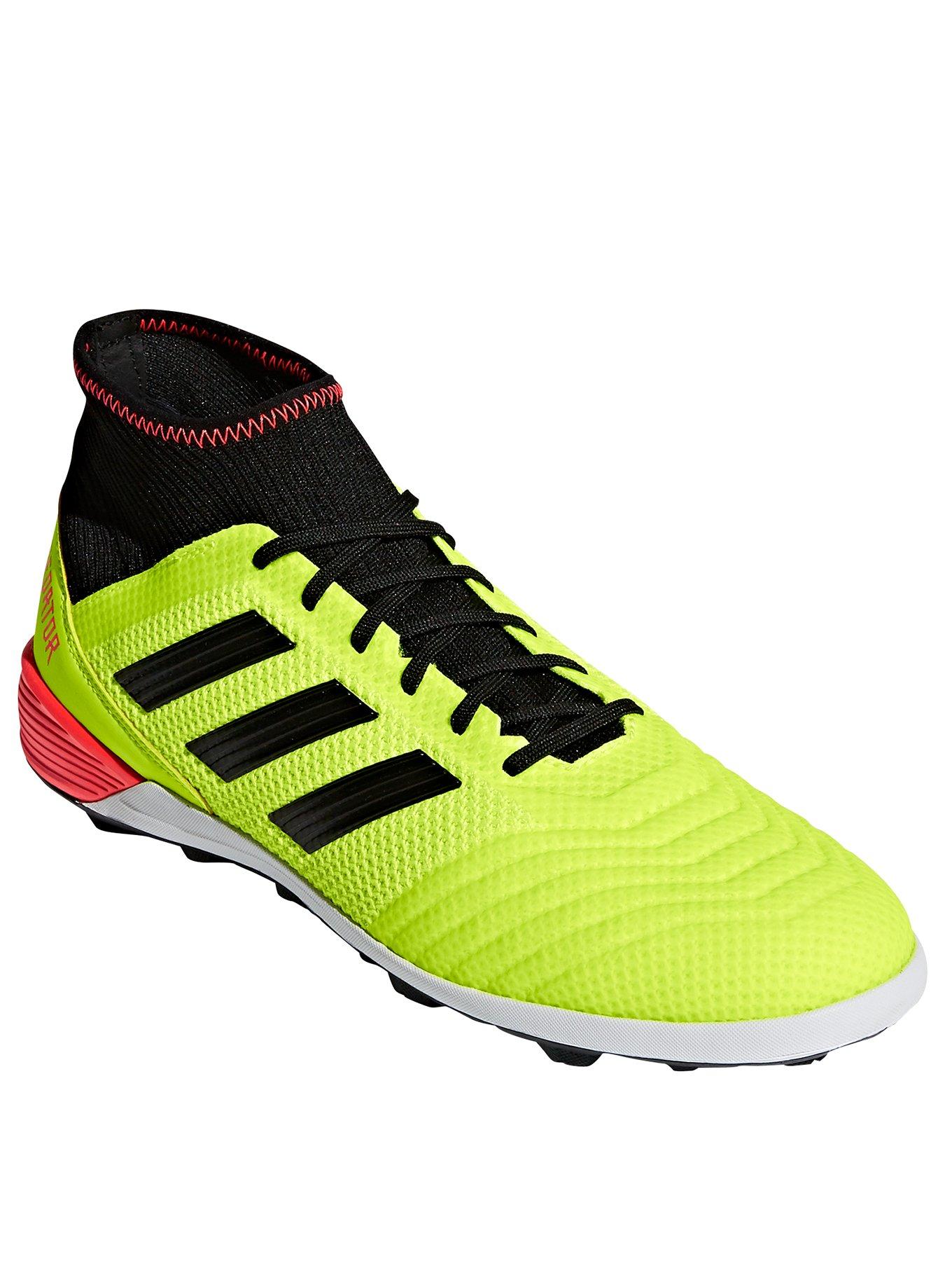 predator 18.3 black