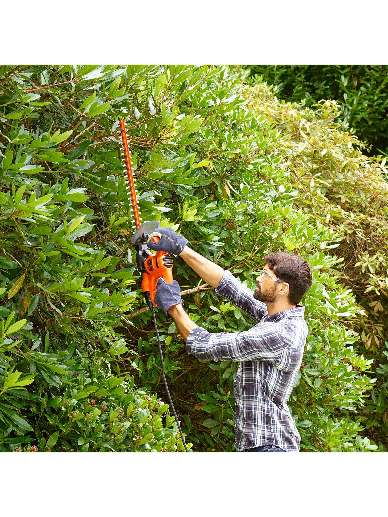 Image 3 of 6 of Black & Decker 420W Hedge Trimmer
