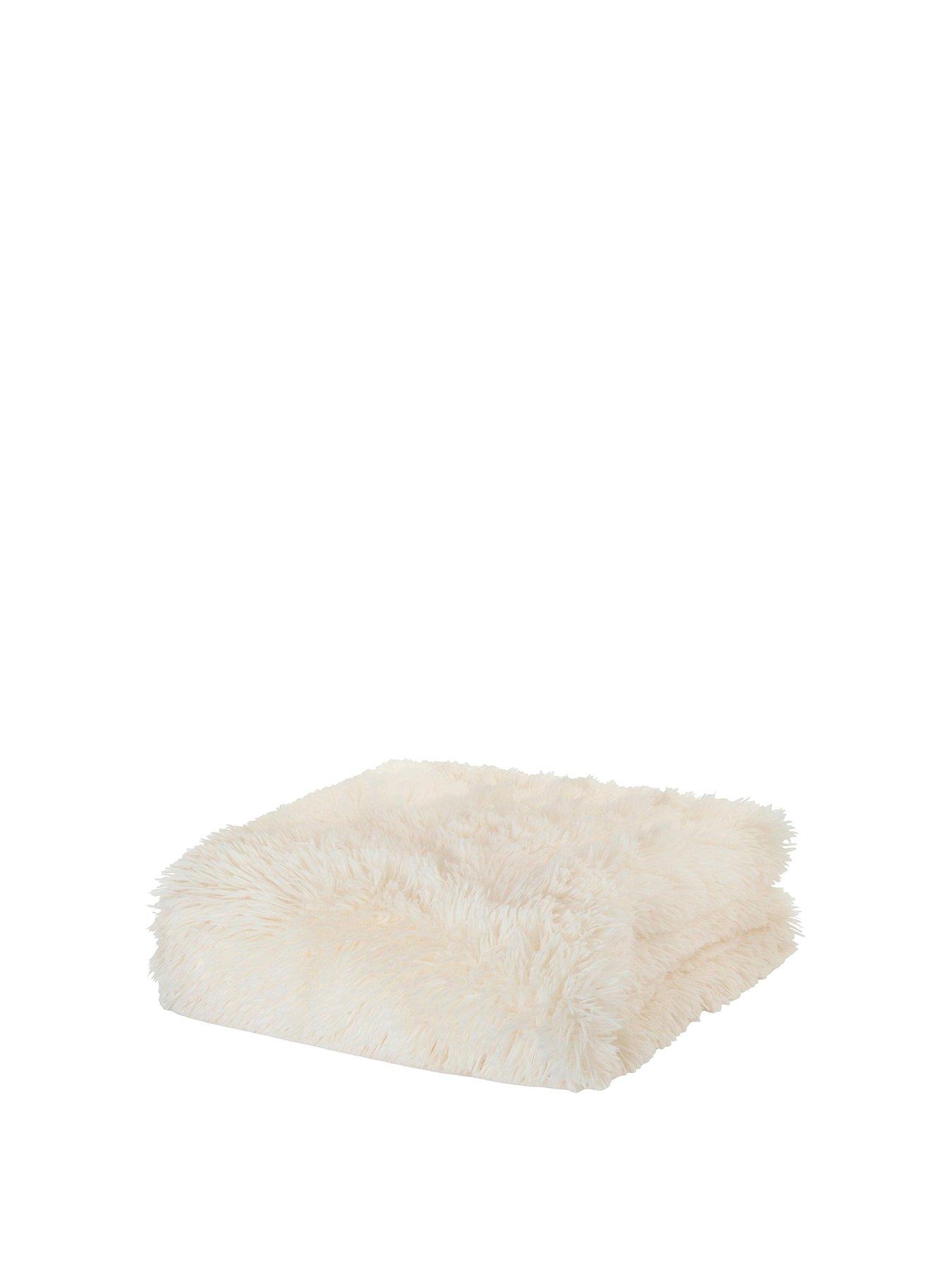 Catherine Lansfield Velvet Faux Fur Throw Blankets Luxury Throws 150cm x 200cm 
