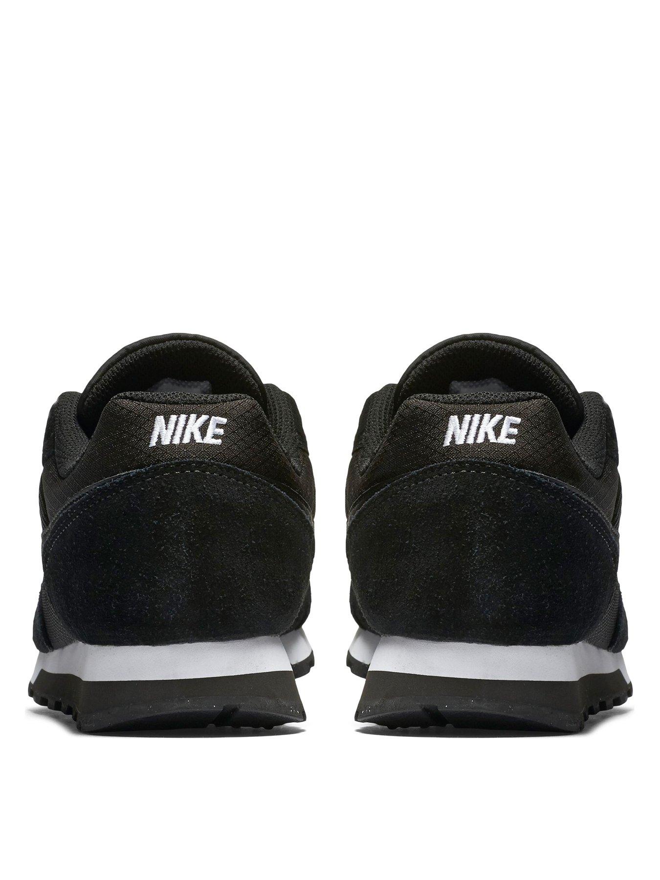 nike sportswear runner 2