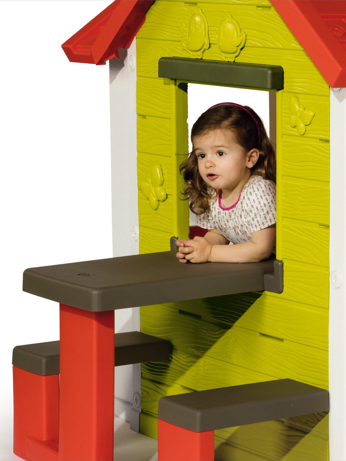 smoby friends playhouse with picnic table