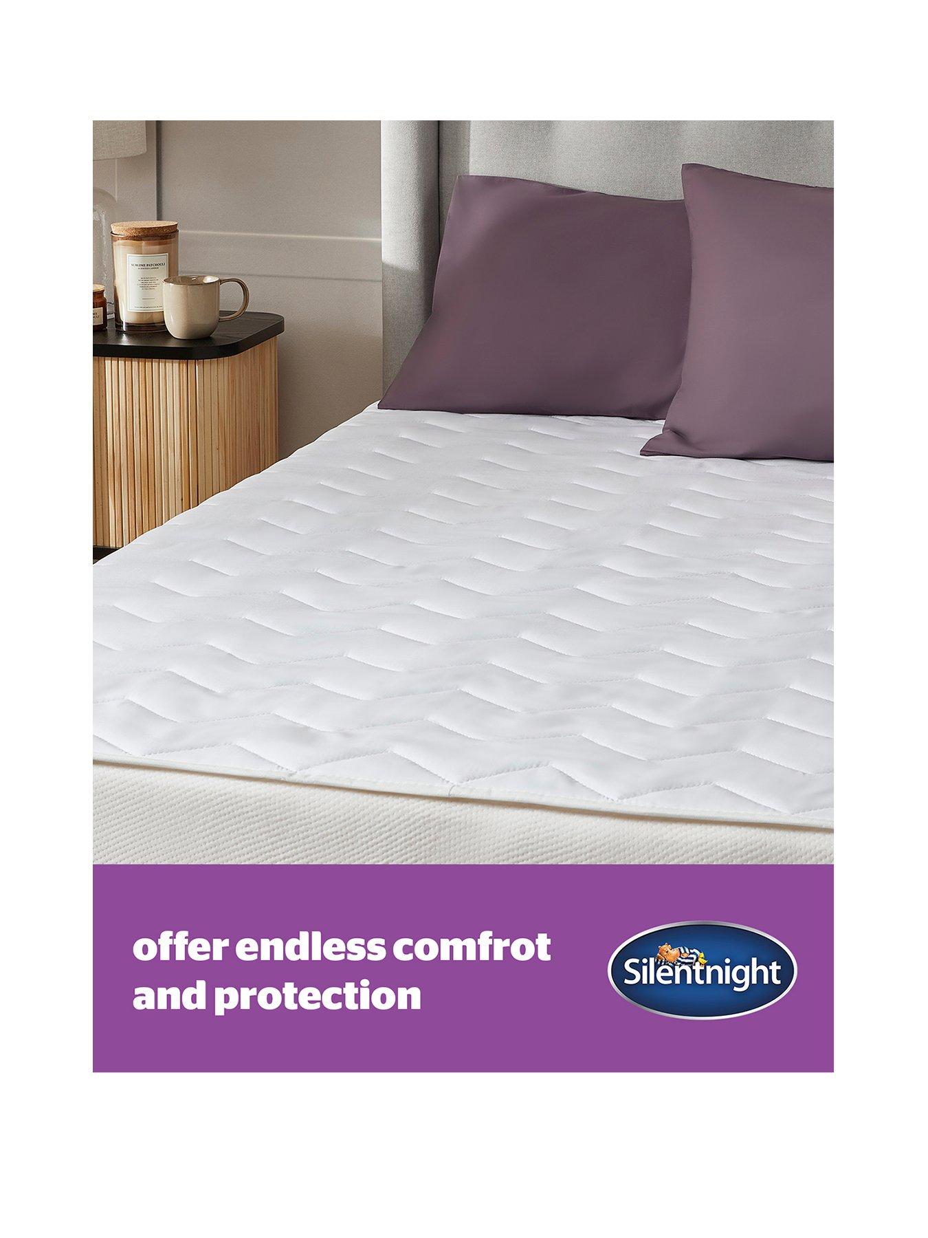 Image 2 of 7 of Silentnight Deep Sleep Mattress Protector
