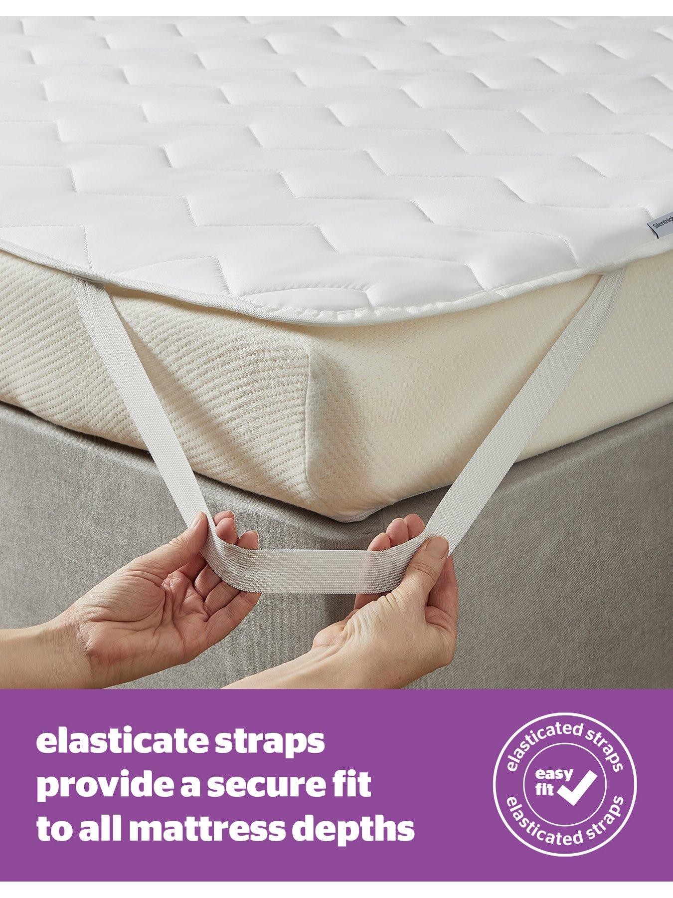 Image 4 of 7 of Silentnight Deep Sleep Mattress Protector