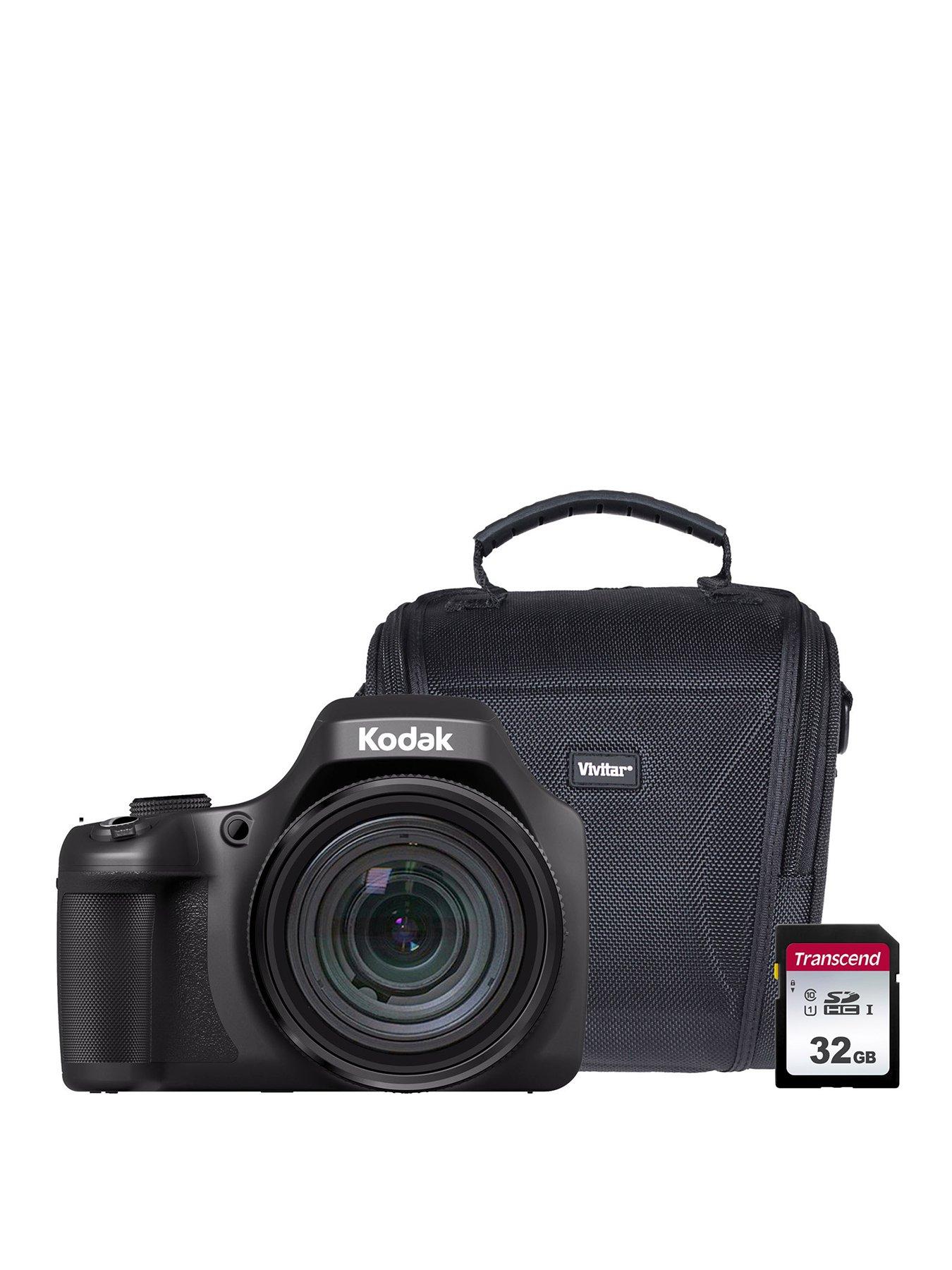 Kodak Pixpro Az901 Astro Zoom Bridge Camera Kit With 32Gb Sd Card And Case