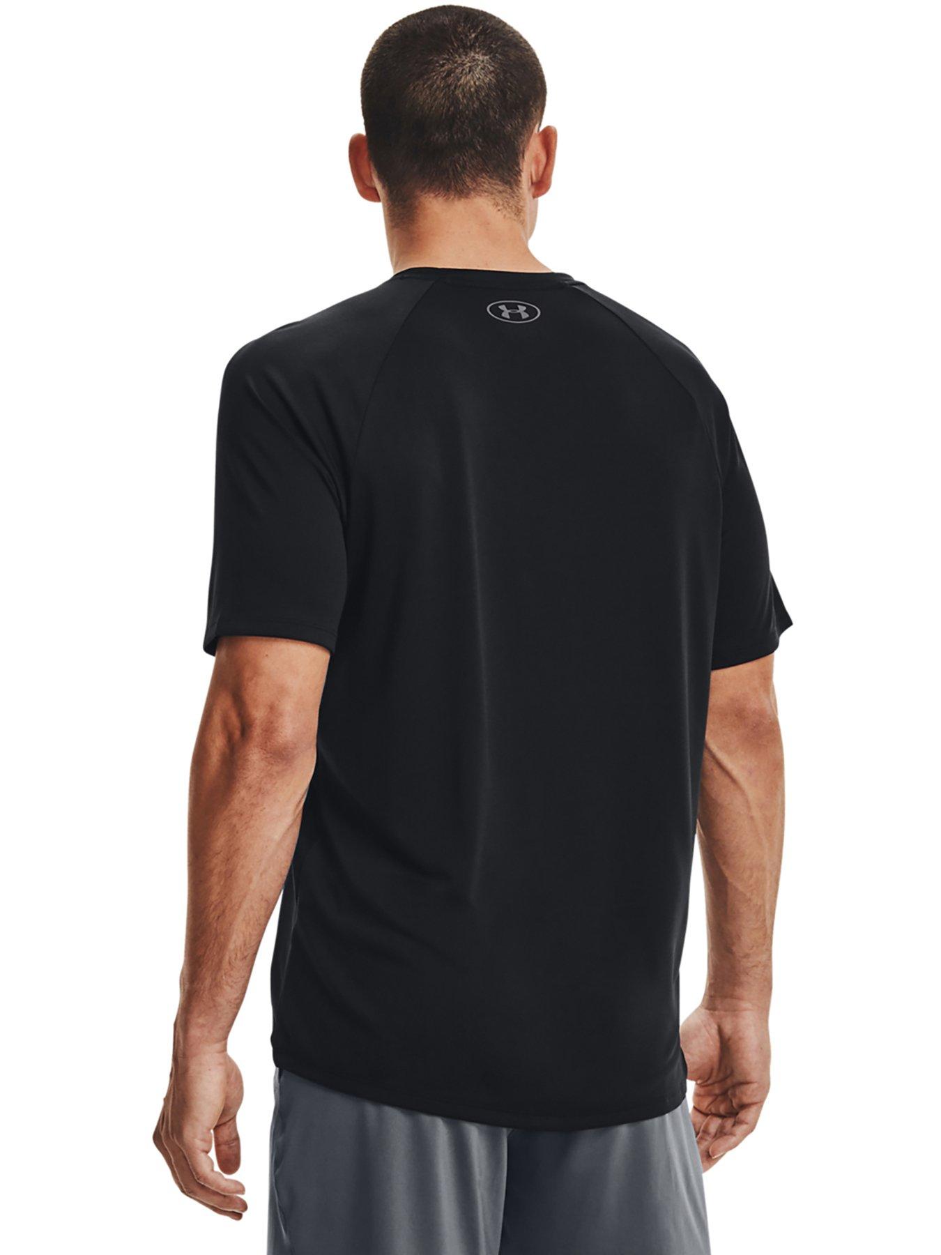 Black under deals armour shirt