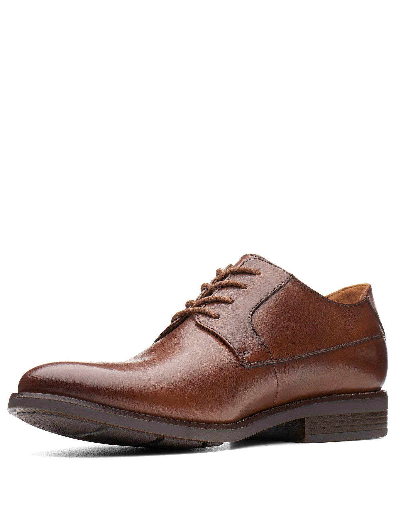 clarks hr