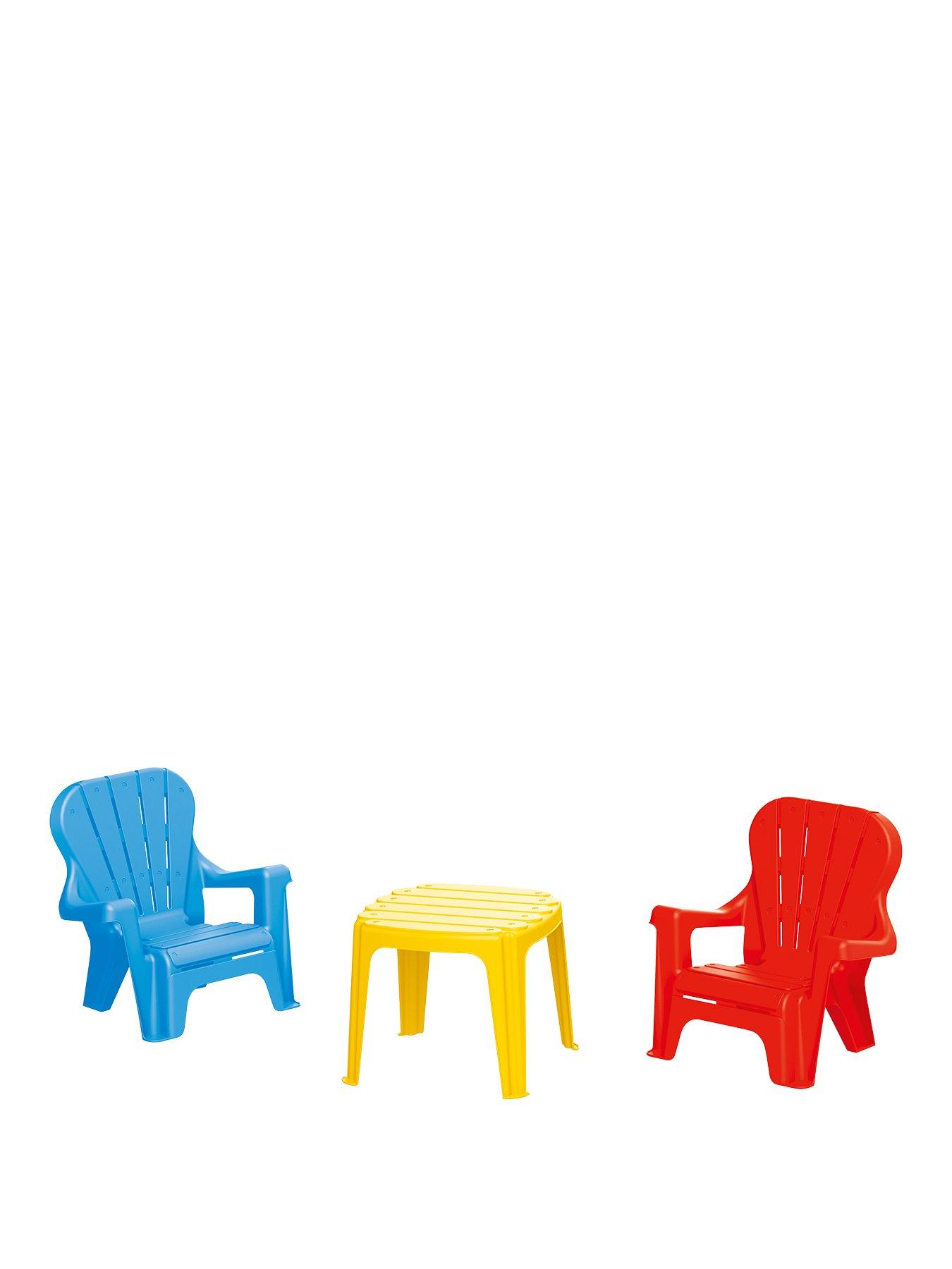 Dolu Table and 2 Chairs Set